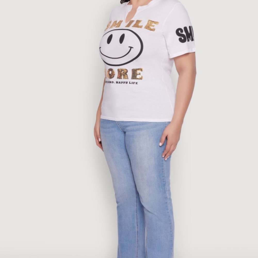 NWT Plus Size Smile More White and Gold Tshirt - Picture 2 of 3